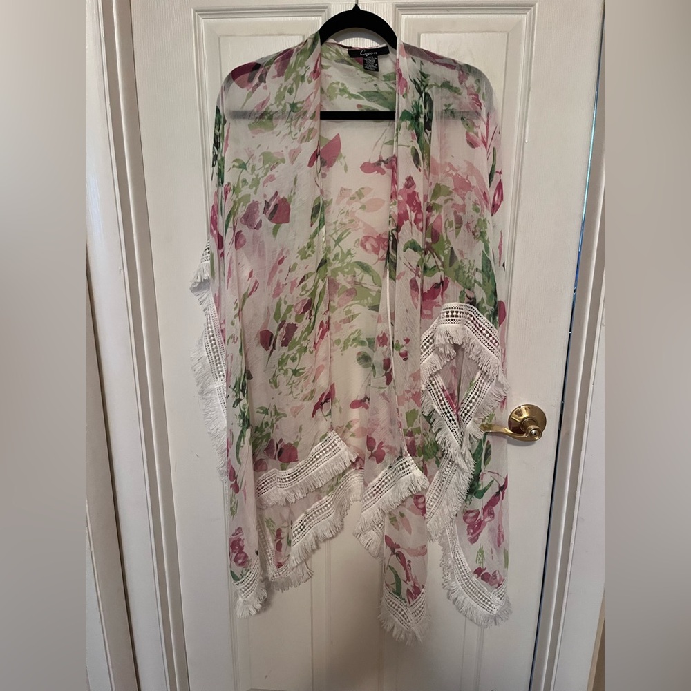 Cejon Pink and Green Watercolor Kimono